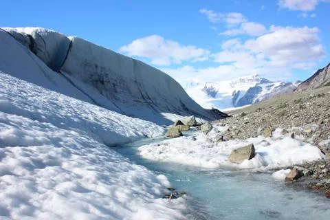 Root Glacier surface stream, Wrangell St. Elias National Park 스톡 사진