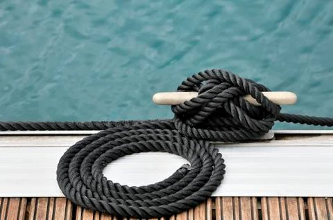 Rope and bitt Stock Photos