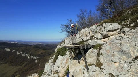 Rope jumping, a man jumps from a cliff, free fall, a man falls from a height 動画素材 170904367