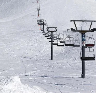 Ropeway and ski slope at nice day Foto stock