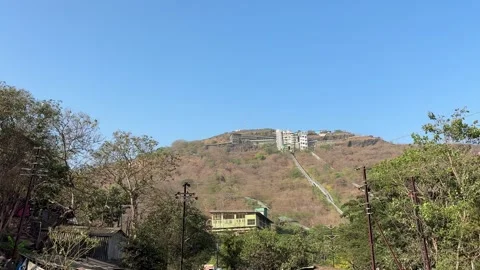 Ropeway Track and Cliff Railway Leading to Jivdani Temple, Virar, Mumbai, India Vídeos de archivo 335403879