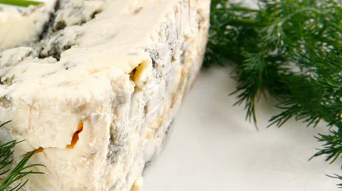 Roquefort cheese Vídeos de archivo 37660269