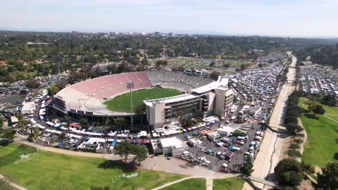 Rose Bowl Stadium and Flea Market, Pasadena, Aerial Approach, 4K Stock Footage 190292576