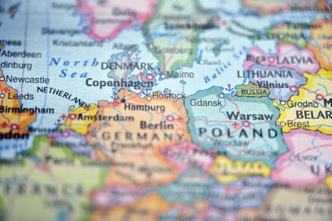 Rostock Highlighted on World Map with Soft Blur Defocused Background Minima.. Foto stock