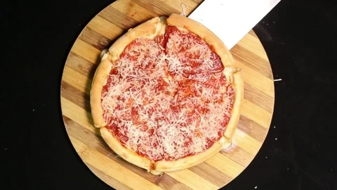 Rotate pizza from above Stock Footage 83515979