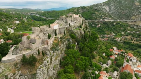 Rotating aerial view of the front side of the fortress of Klis in Split, Stock Footage 219601139