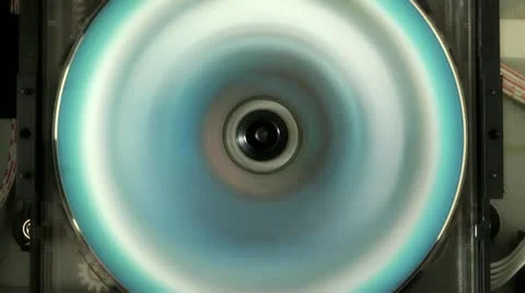 Rotating a CD in the drive of the computer device Vidéo 10814024