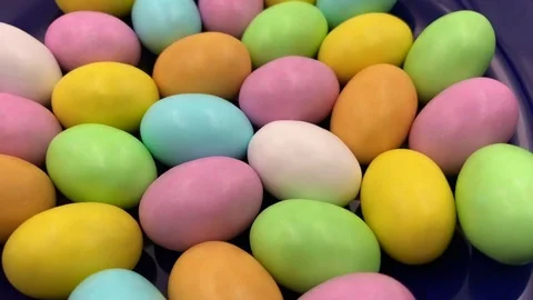 Rotating close up of colorful Easter eggs Stock-Footage 79854282