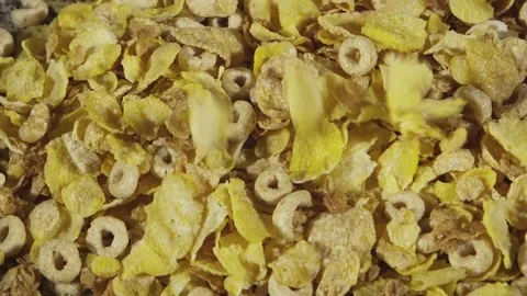 Rotating closeup view of cereal Видео 80132397