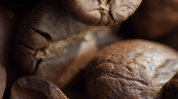 Rotating coffee beans macro Stock-Footage 85473780