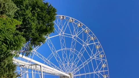 Rotating ferris wheel Stock Footage 251823091