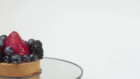Rotating Fruit Tart Copy Space Видео 341452713