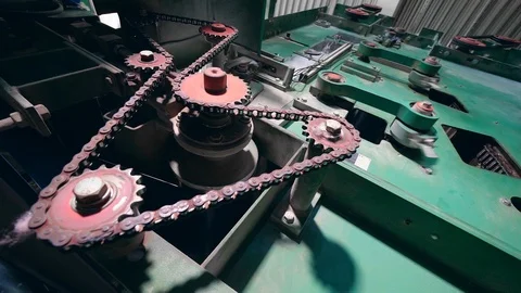 Rotating gears and circuits of a functioning mechanism 動画素材 111234820