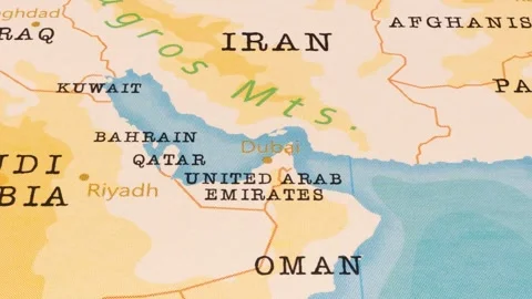 A Rotating Map Centered on Dubai. 스톡 동영상 243474687