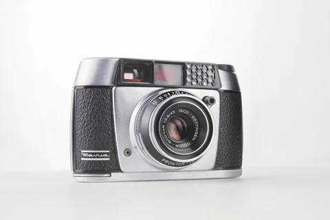 Rotating old camera Stock Footage 271369070
