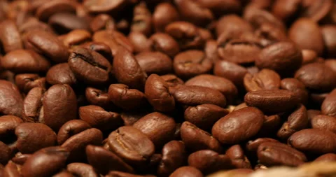 Rotating  pile of coffee beans 库存影片 162610470