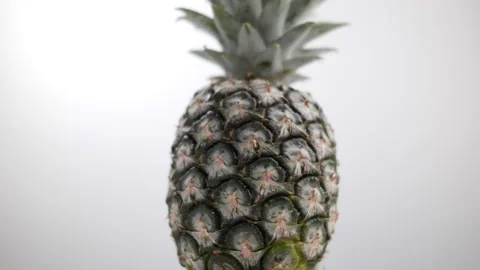 Rotating pineapple in slow motion Video stock 148275147