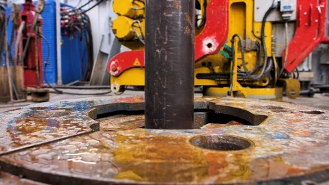 Rotating pipe at the refinery, industrial equipment in prosecc Video stock 127367449