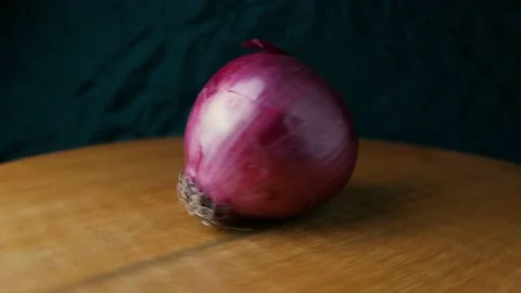 Rotating Purple Onion bulb Stock Footage 169290438