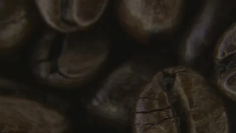 Rotating Roasted Coffee Beans Close Up Macro. 库存影片 334575782