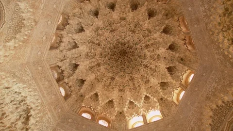 Rotating shot inside an arabic dome with beautiful design and light in the Stock Footage 105761199