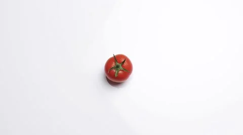 A rotating tomato Stock Footage 8571120