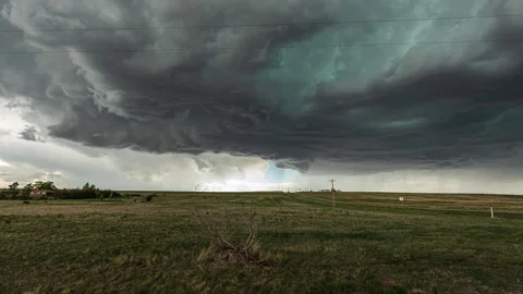 Rotating Tornado Warned Supercell in the Colorado Plains, Time lapse Stock Footage 337008021