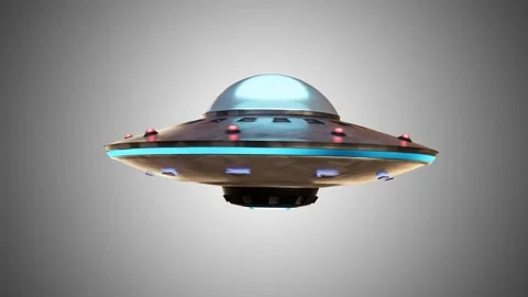 Rotating UFO alien spaceship isolated with chroma key background. Stock Footage 305902004