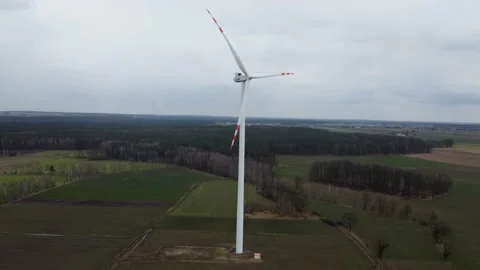 Rotating windmill from the drone point of view Vídeos de archivo 237186371