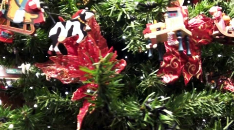 Rotating X-mass tree loop Video stock 38768611