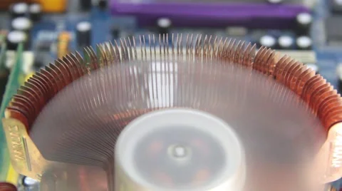 The rotation of the CPU cooling fan 스톡 동영상 68862792