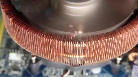 The rotation of the CPU cooling fan 스톡 동영상 68862865