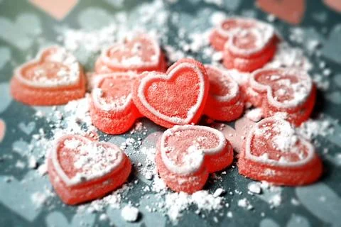  Rote Herz-Bonbons, Valentinstag, Liebe *** Red heart sweets, Valentines D... Stock Photos