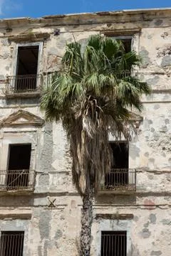 Rotten building Fotos de archivo