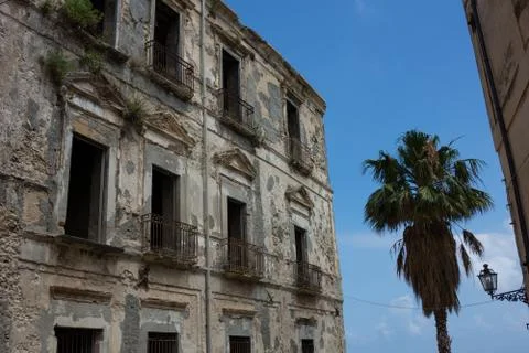 Rotten building Fotos de archivo