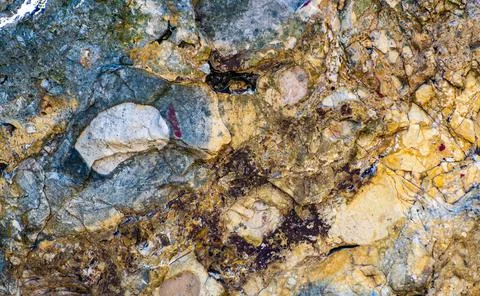 Rough broken stone rock background texture sharp edges Stock-Fotos