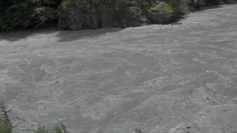 Rough current of a cold mountain river Stock-Footage 94781172
