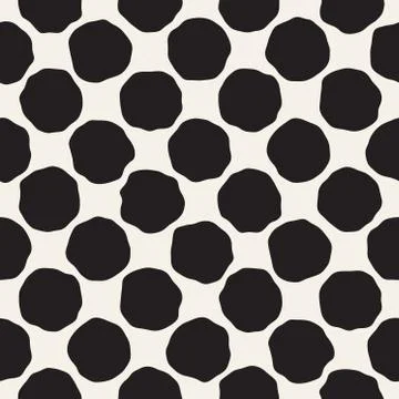Rough Line Hand Drawn Circles. Vector Seamless Black and White Pattern. イラスト素材