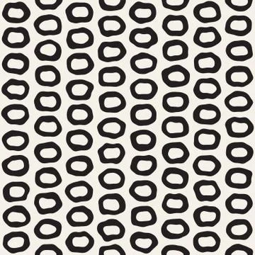 Rough Line Hand Drawn Circles. Vector Seamless Black and White Pattern. 스톡 일러스트