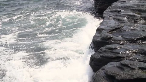 Rough sea at the shore 動画素材 148353377