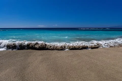 Rough waves Atlantic Ocean Costa Adeje sandy beach in summer Foto stock