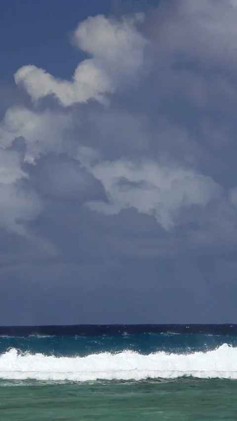 Rough Waves Stock-Footage 324922649