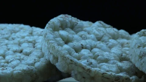 Round bread slices with whole wheat grains Stock-Footage 83701536