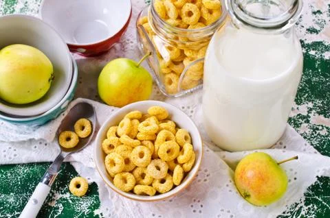Round dry cereal Stock Photos