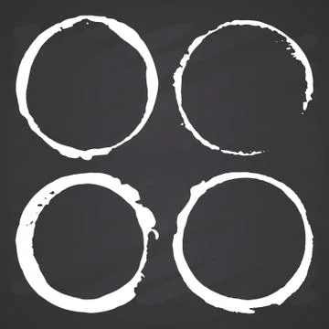Round Frames, grunge textured hand drawn elements set, vector illustration on Illustrazione stock
