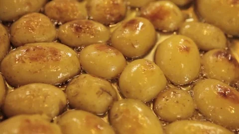Round frying potatoes Stock Footage 71627493
