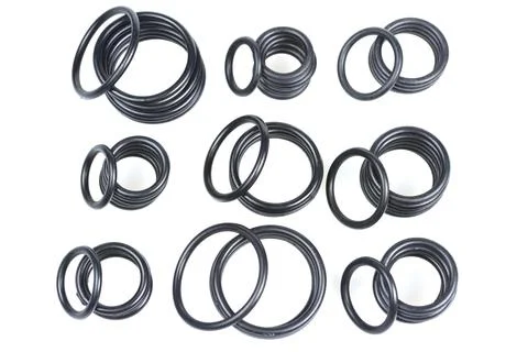 Round rubber gaskets of different sizes Foto stock