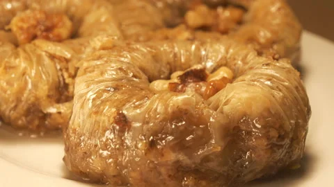 Round Turkish baklavas with nuts. Stock Footage 125288028