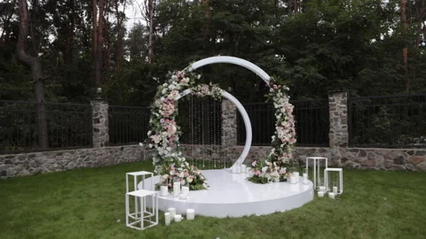 Round wedding arch in nature Stock Footage 140681230
