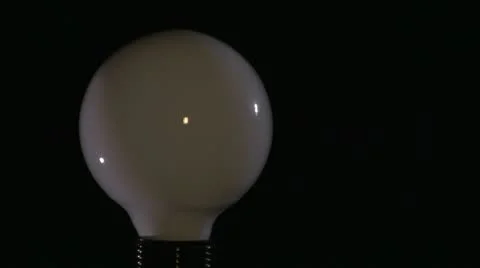 Round White Light Bulb (Turning On &amp; Off) 動画素材 10574466